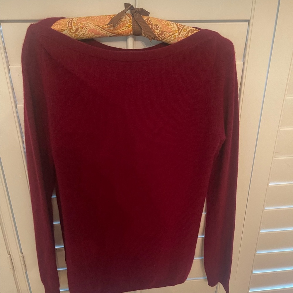 Tahari Women's Sweater - Burgundy